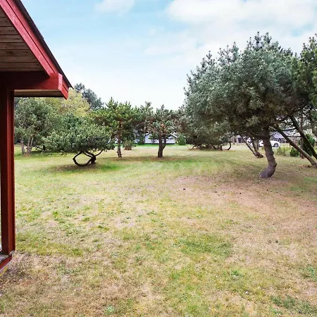 Holiday home Amazing Holiday In With Barbecue *